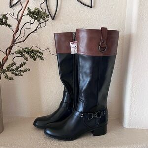 Bandolino Cabalina Women 9 two-tone Black Brown Riding Boots Horse Bit Tall FLAW